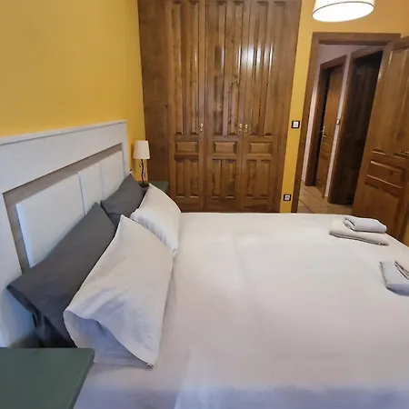 Casa Che Playa & Montana Biescas (Aragon)