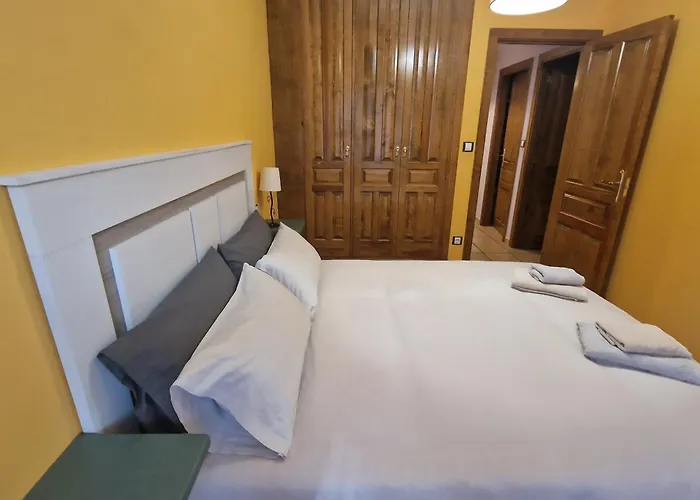 Casa Che Playa & Montana Biescas (Aragon)