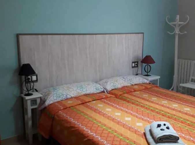 Casa Che Playa & Montana Biescas (Aragon)